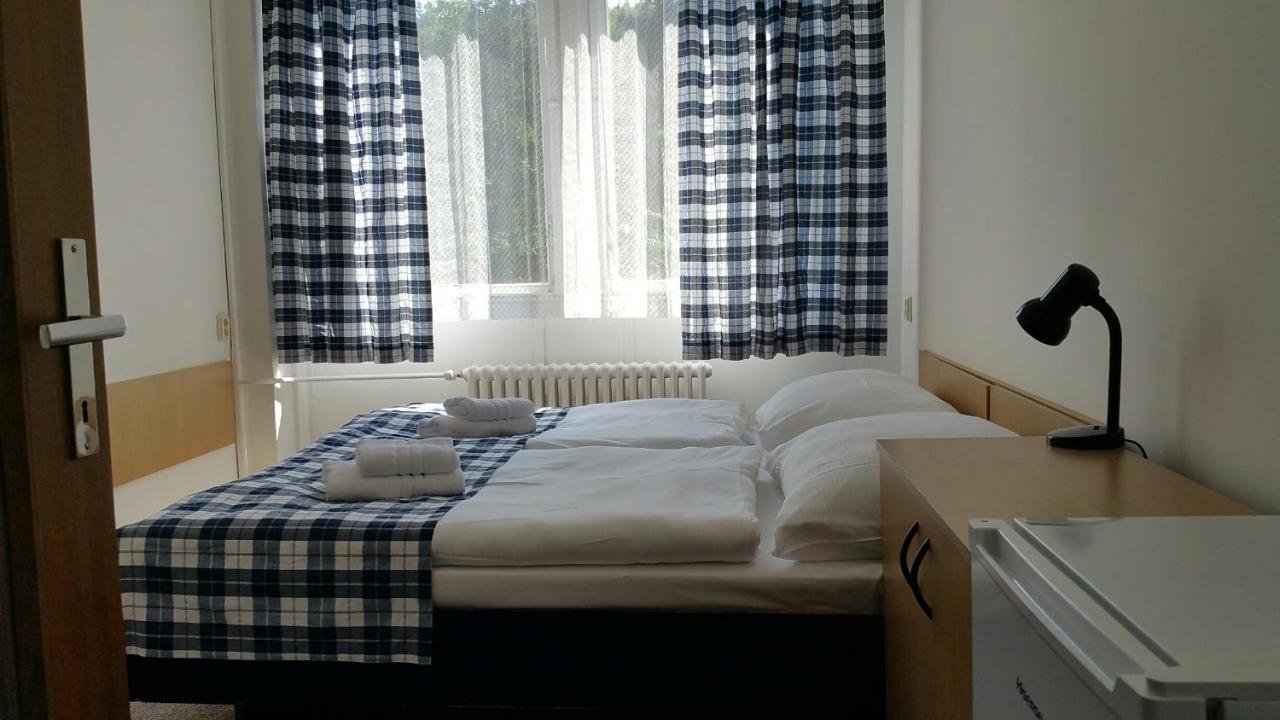 Hotel Hlaska Zlenice Zimmer foto